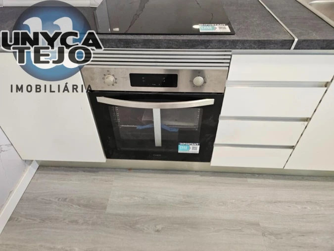 Apartamento T3 para Venda em Laranjeiro e Feijó Foto 6
