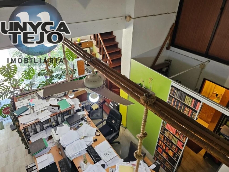 Negócio para Venda em Laranjeiro e Feijó Foto 21