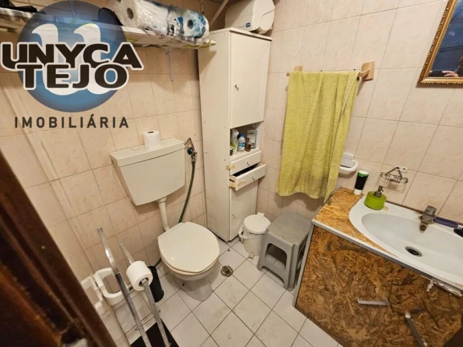 Negócio para Venda em Laranjeiro e Feijó Foto 15