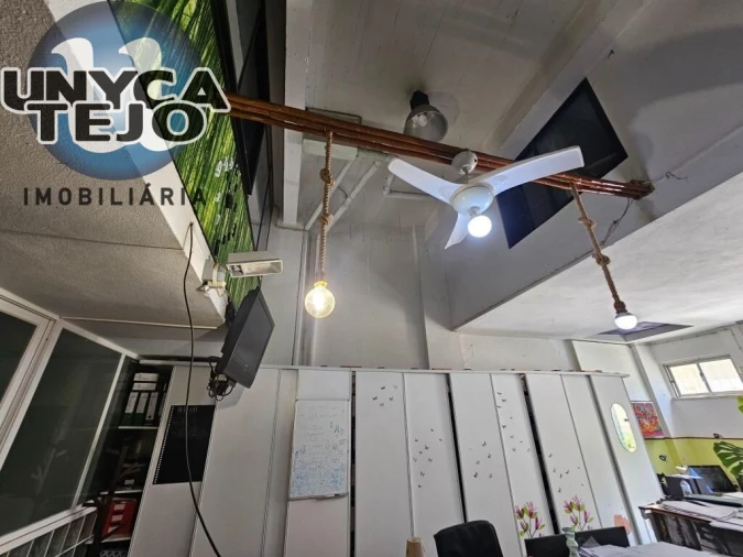 Negócio para Venda em Laranjeiro e Feijó Foto 17