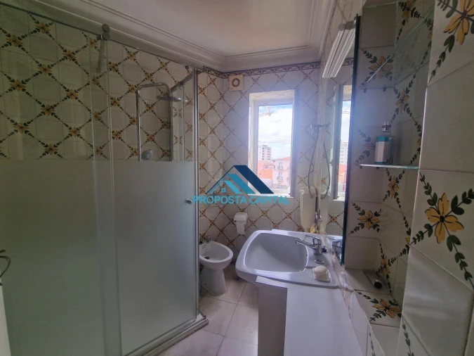 Apartamento T5 para Venda em Estrela Foto 12
