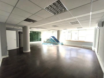 Escritório para Arrendamento em Avenidas Novas