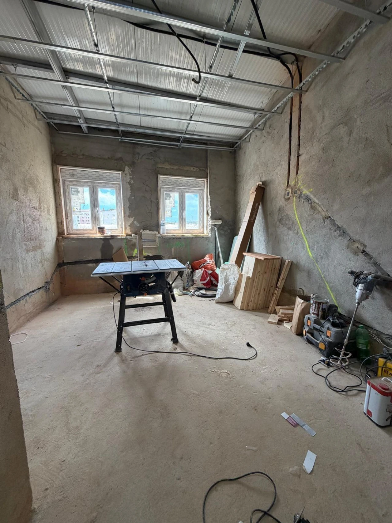 Apartamento T2 para Venda em Agualva e Mira-Sintra Foto 21