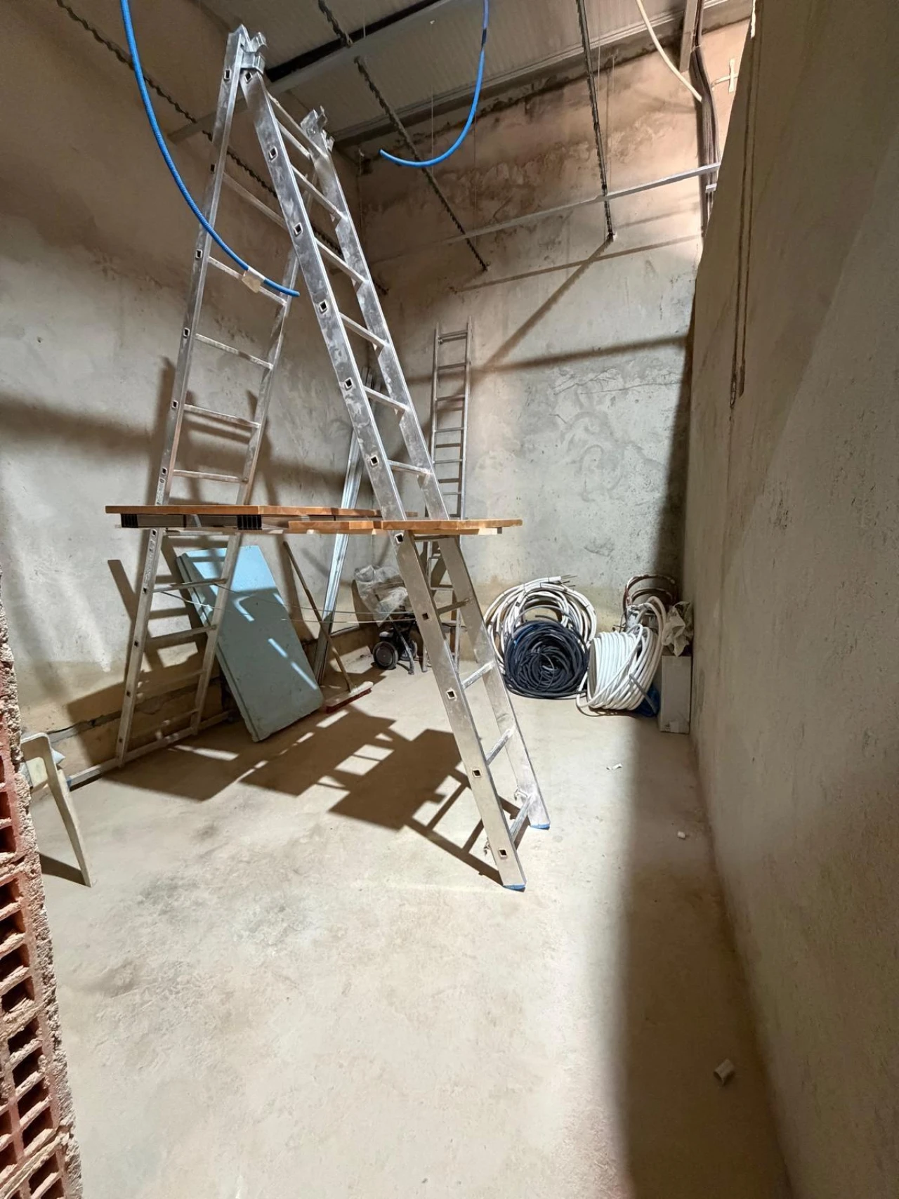 Apartamento T2 para Venda em Agualva e Mira-Sintra Foto 23