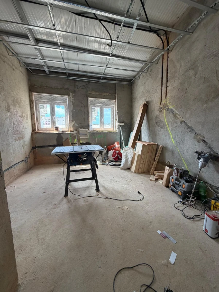 Apartamento T2 para Venda em Agualva e Mira-Sintra Foto 21