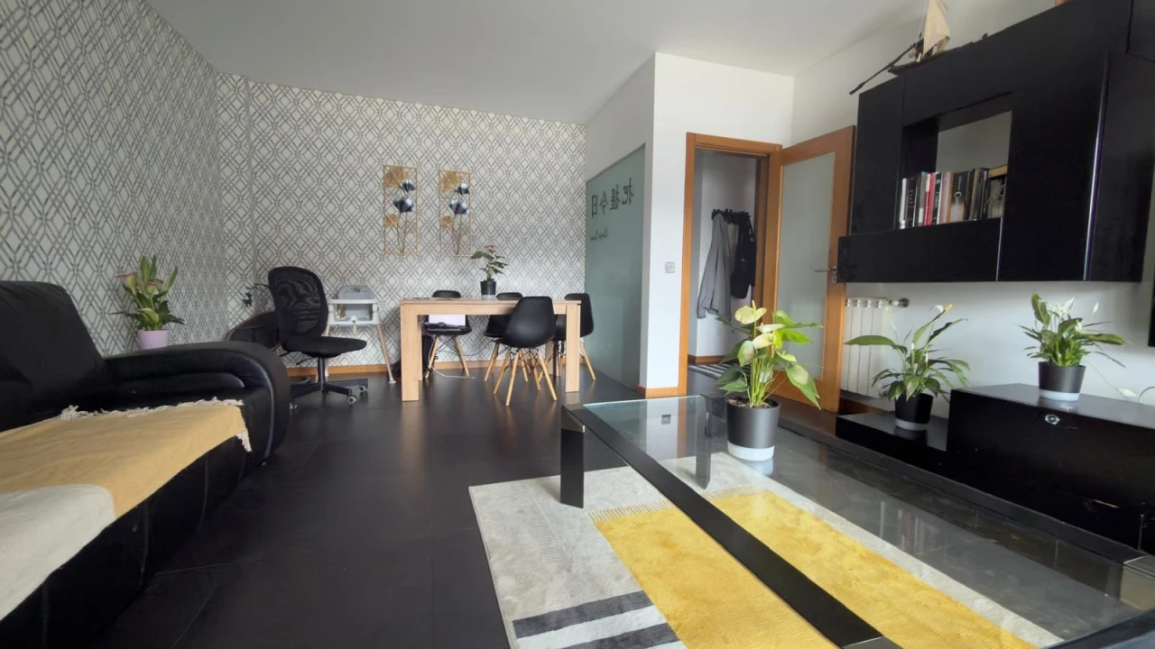 Apartamento T2 para Venda em Glória e Vera Cruz Foto 2