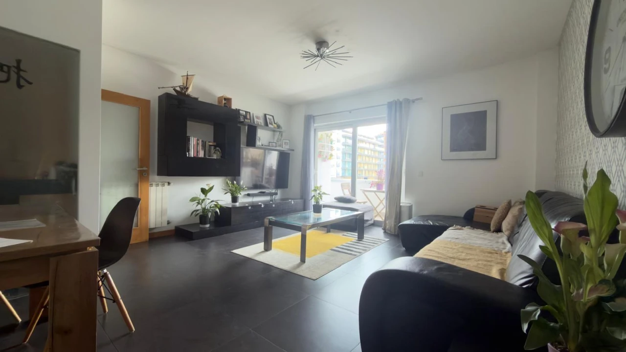 Apartamento T2 para Venda em Glória e Vera Cruz Foto 3