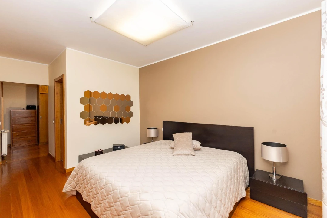 Apartamento T3 para Venda em Cidade da Maia Foto 19