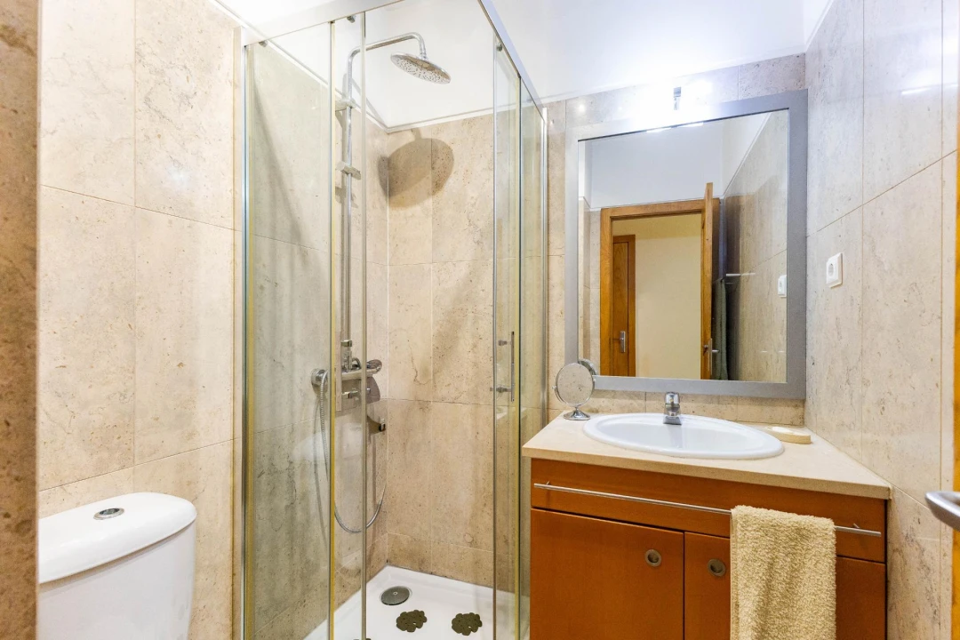 Apartamento T3 para Venda em Cidade da Maia Foto 21