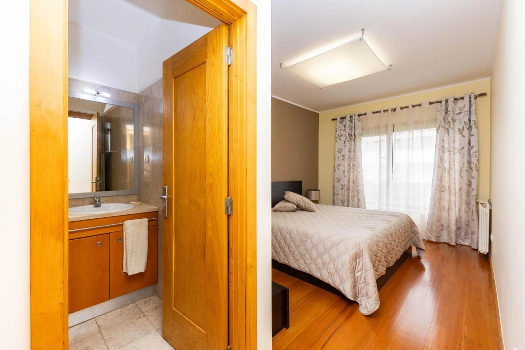 Apartamento T3 para Venda em Cidade da Maia Foto 24