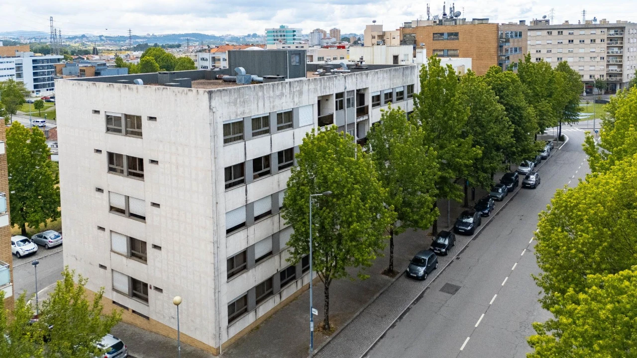 Apartamento T3 para Venda em Cidade da Maia Foto 9