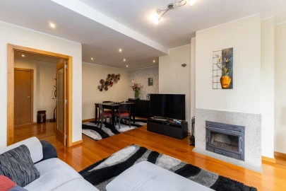 Apartamento T3 para Venda em Cidade da Maia