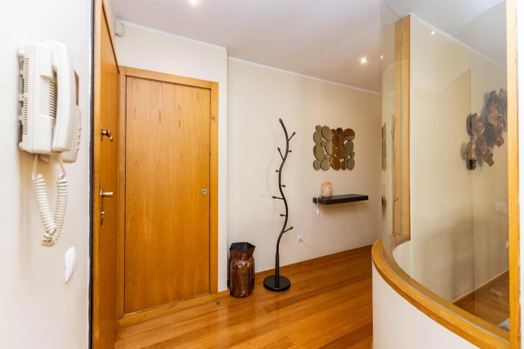Apartamento T3 para Venda em Cidade da Maia Foto 16