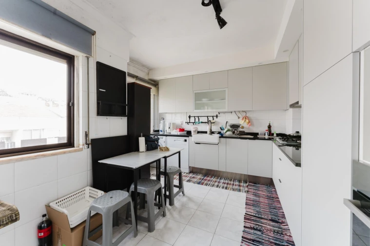 Apartamento T2 para Venda em Queluz e Belas Foto 3