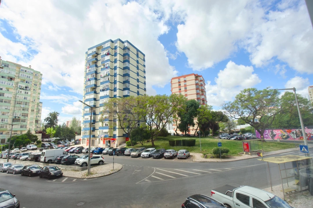 Apartamento T2 para Venda em Odivelas Foto 14