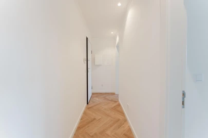 Apartamento T2 para Venda em Campolide