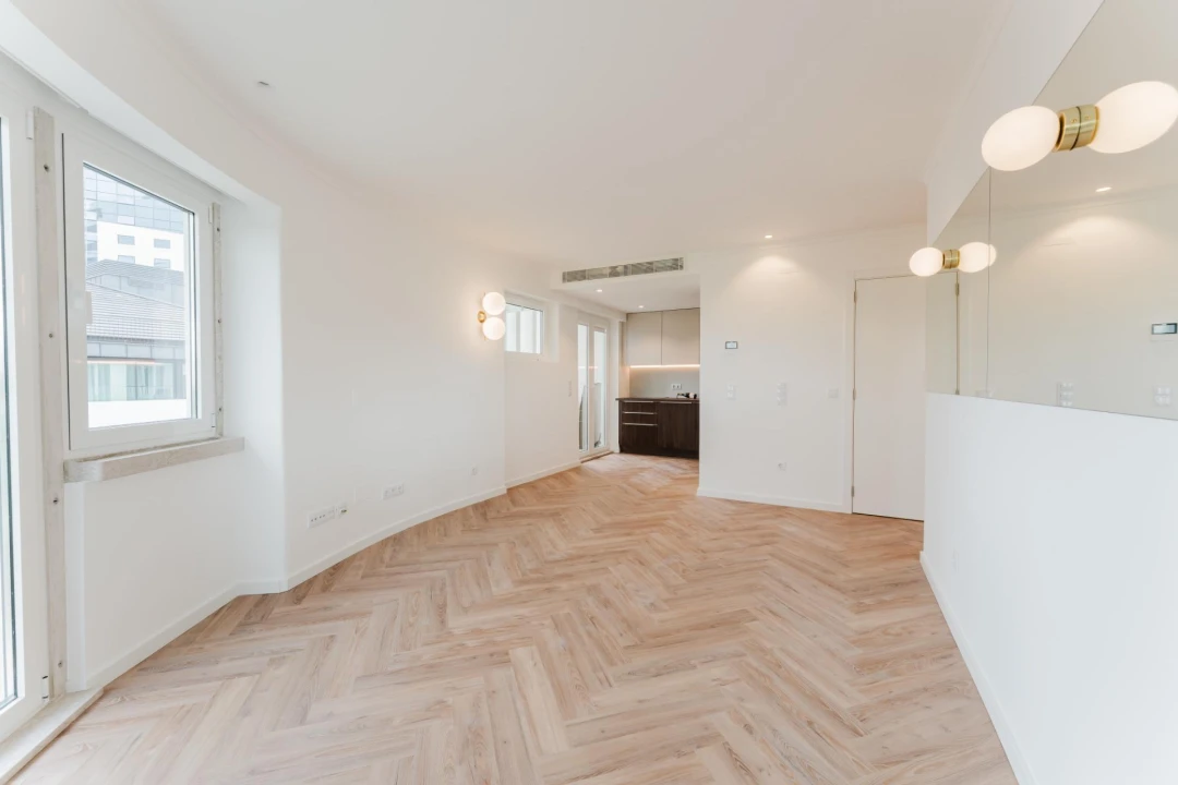 Apartamento T2 para Venda em Campolide Foto 2