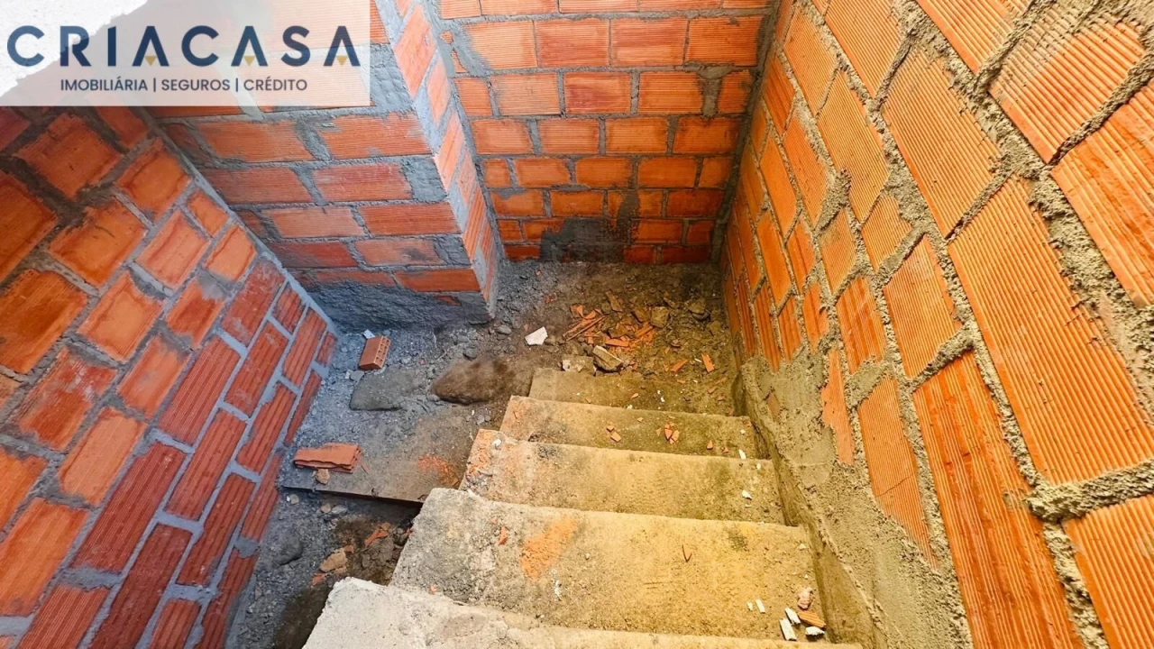 Moradia T3 para Venda em Ribafeita Foto 23