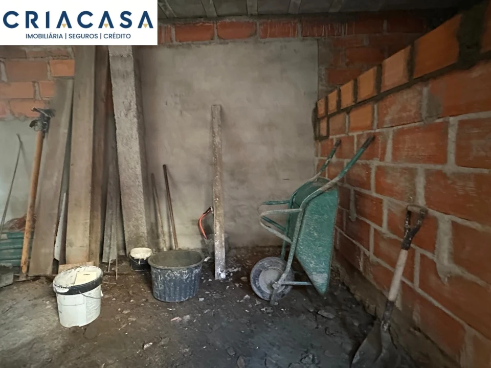 Moradia T3 para Venda em Ribafeita Foto 5