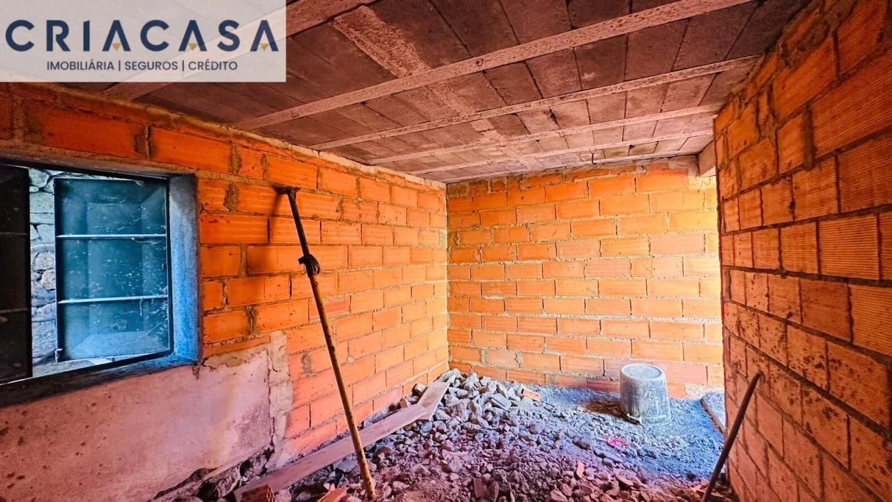 Moradia T3 para Venda em Ribafeita Foto 7