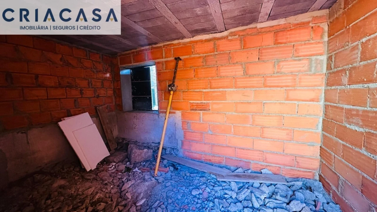 Moradia T3 para Venda em Ribafeita Foto 9
