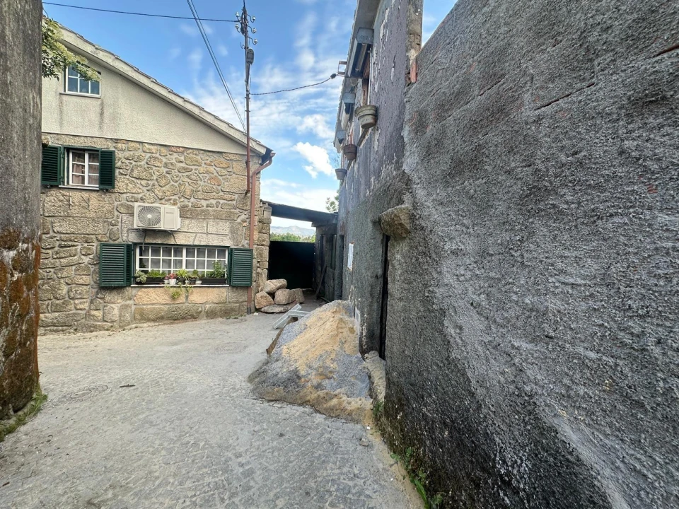 Moradia T3 para Venda em Ribafeita Foto 26