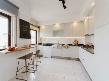 Apartamento T2 para Venda em Queluz e Belas