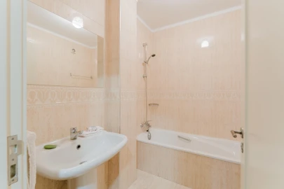 Apartamento T5 para Venda em Costa
