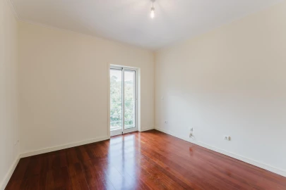 Apartamento T5 para Venda em Costa