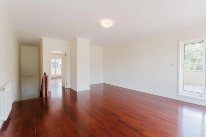 Apartamento T5 para Venda em Costa