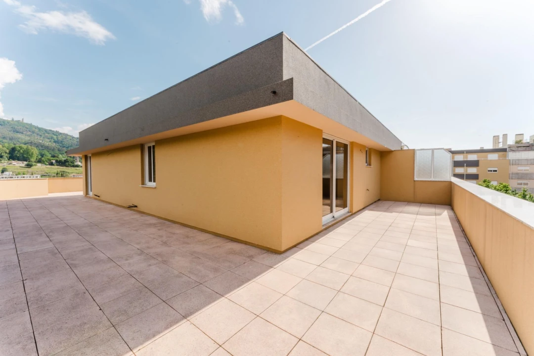 Apartamento T5 para Venda em Costa Foto 33