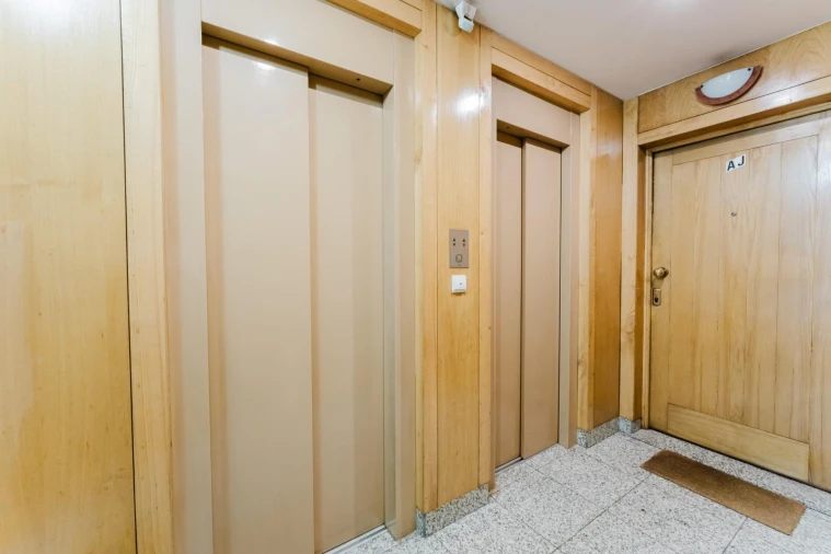Apartamento T5 para Venda em Costa Foto 34