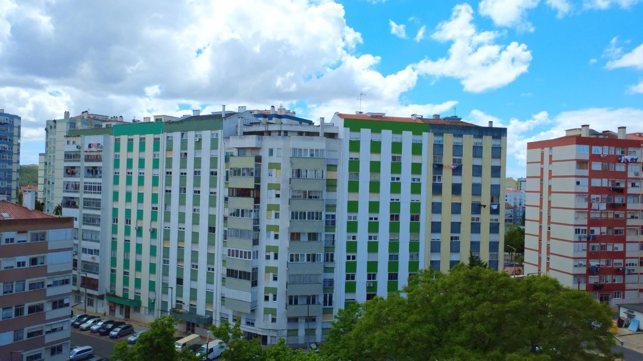 Apartamento T2 para Venda em Odivelas Foto 15