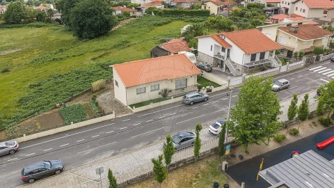 Moradia T3 para Venda em Moreira de Conegos