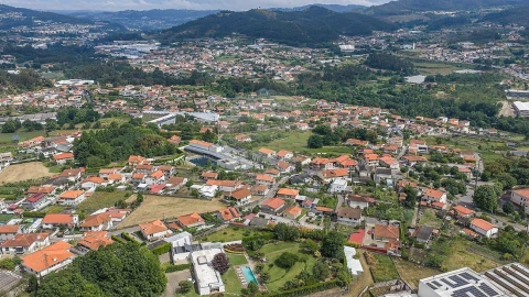 Moradia T3 para Venda em Moreira de Conegos
