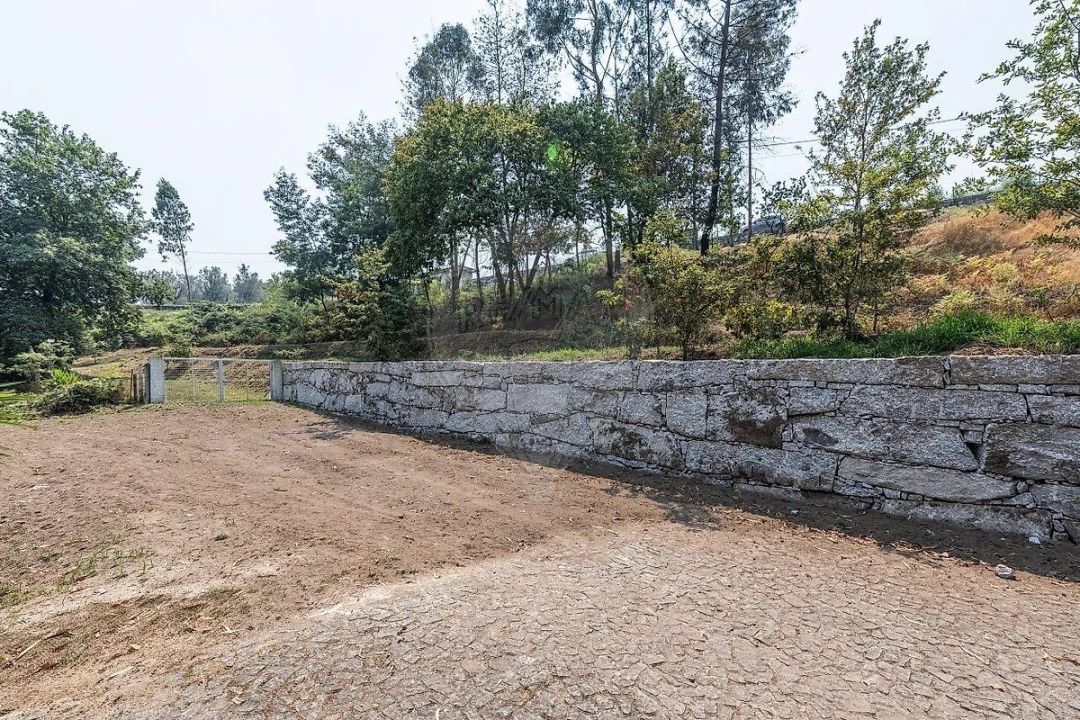 Moradia T1 para Venda em São João de Rei Foto 12