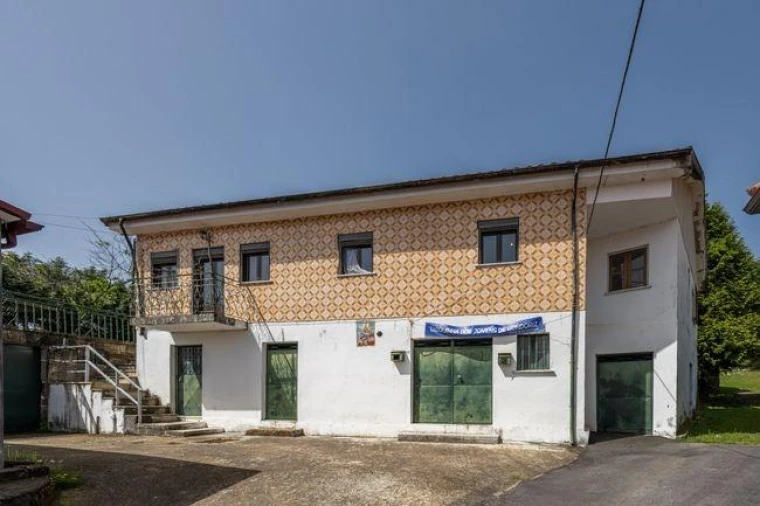 Moradia T5 para Venda em Gondoriz Foto 33