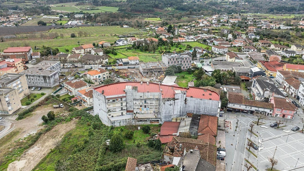Apartamento T2 para Venda em Ferreiros, Prozelo e Besteiros Foto 14