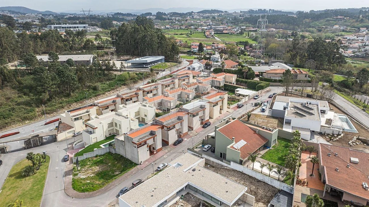 Moradia T4 para Venda em Paços de Ferreira Foto 43