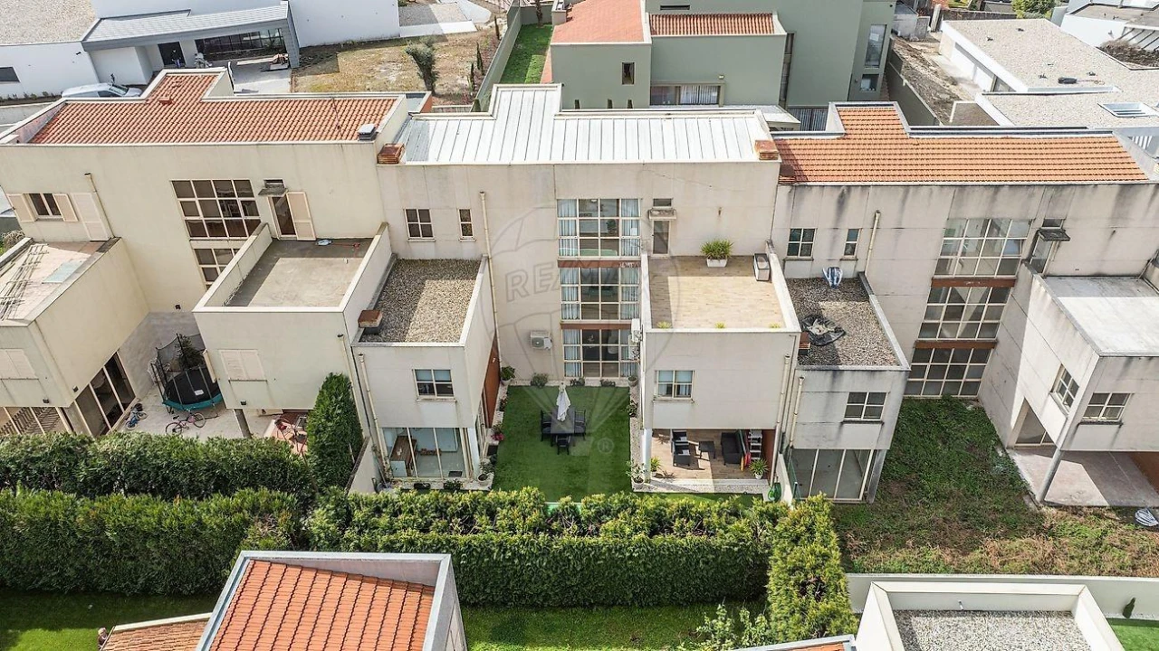 Moradia T4 para Venda em Paços de Ferreira Foto 48
