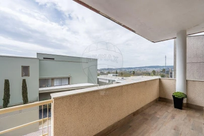 Moradia T4 para Venda em Paços de Ferreira