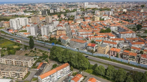 Apartamento T4 para Venda em Mafamude e Vilar do Paraíso