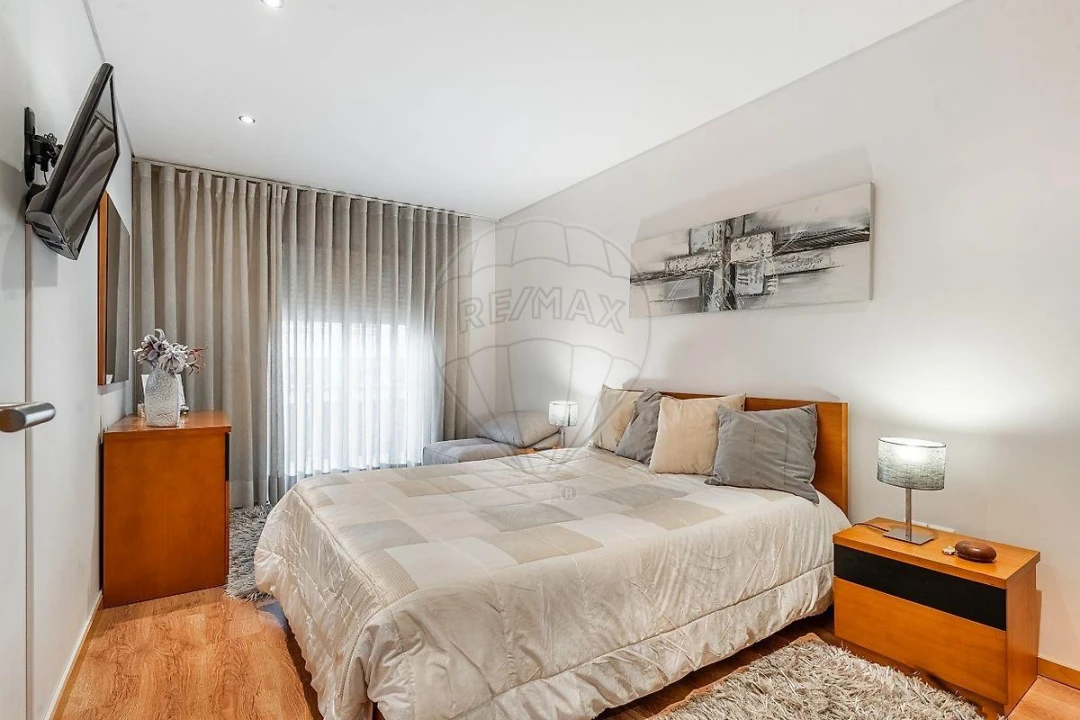 Apartamento T1 para Venda em Braga (Maximinos, Sé e Cividade) Foto 9