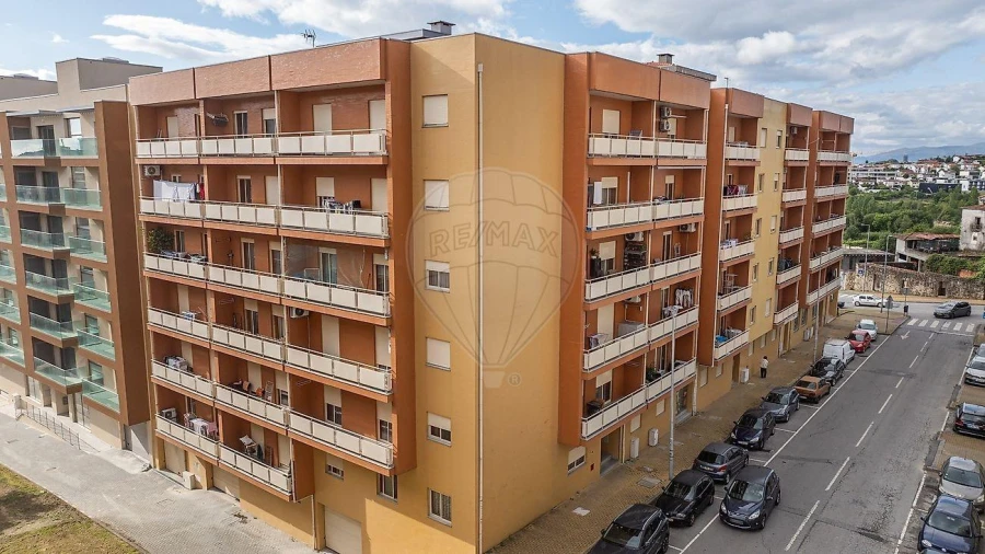 Apartamento T1 para Venda em Braga (Maximinos, Sé e Cividade) Foto 17