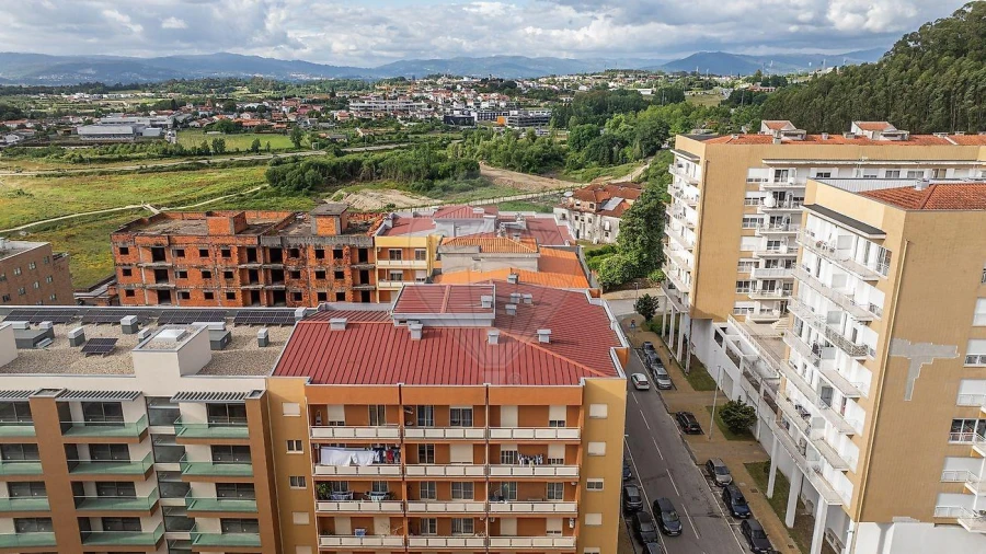 Apartamento T1 para Venda em Braga (Maximinos, Sé e Cividade) Foto 19