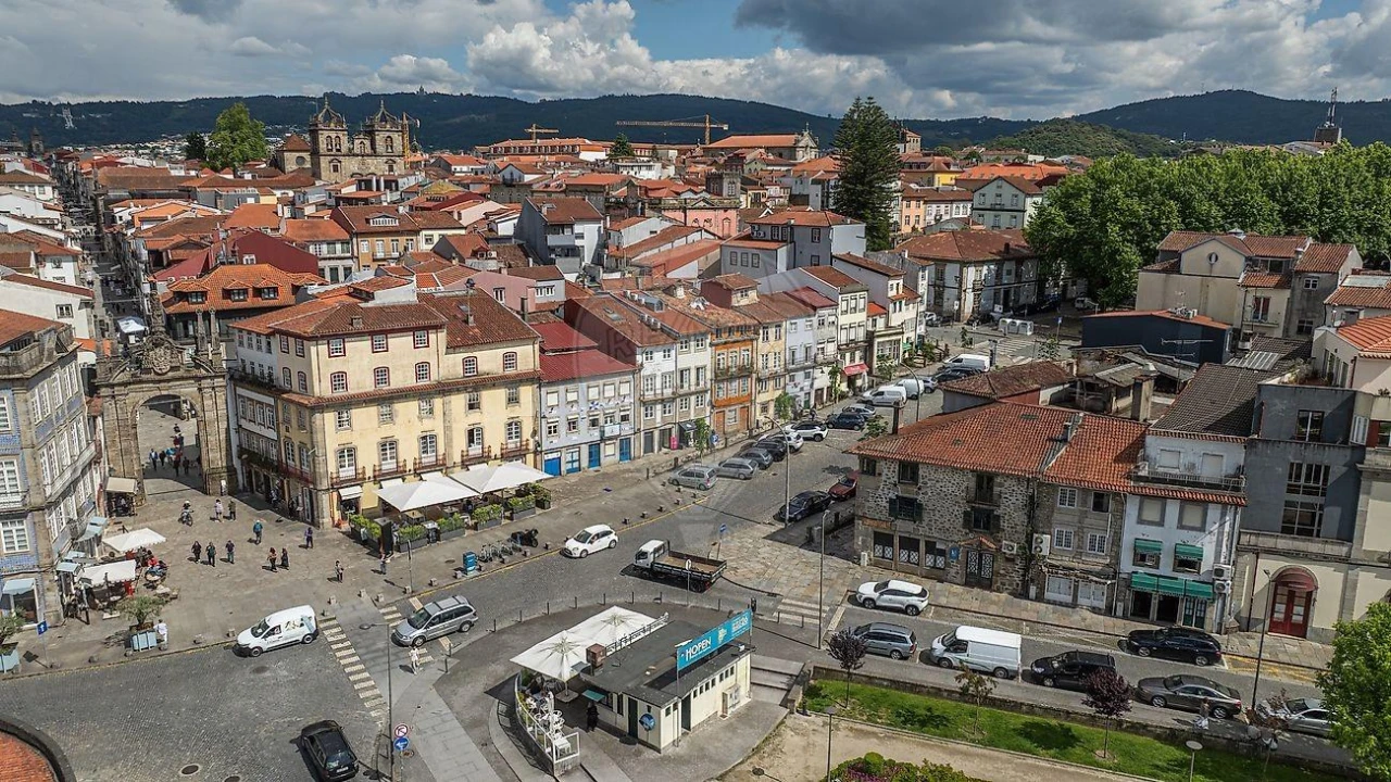 Apartamento para Venda em Braga (Maximinos, Sé e Cividade) Foto 2