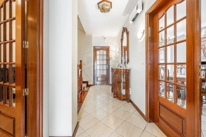 Moradia T4 para Venda em Braga (Maximinos, Sé e Cividade)