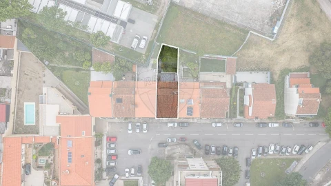 Moradia T4 para Venda em Braga (Maximinos, Sé e Cividade)