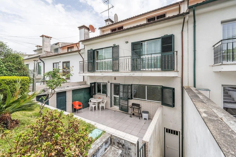 Moradia T4 para Venda em Braga (Maximinos, Sé e Cividade) Foto 35