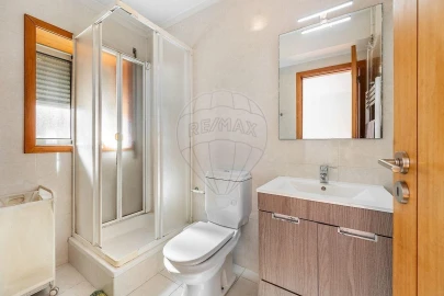 Moradia T3 para Venda em Mesão Frio